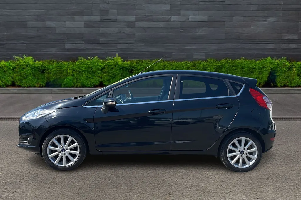 Ford Fiesta Image 4