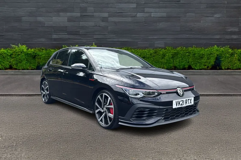 Volkswagen Golf Image 1