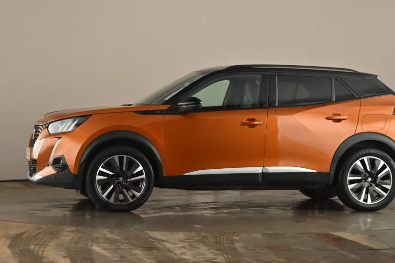 Peugeot 2008 Image 2