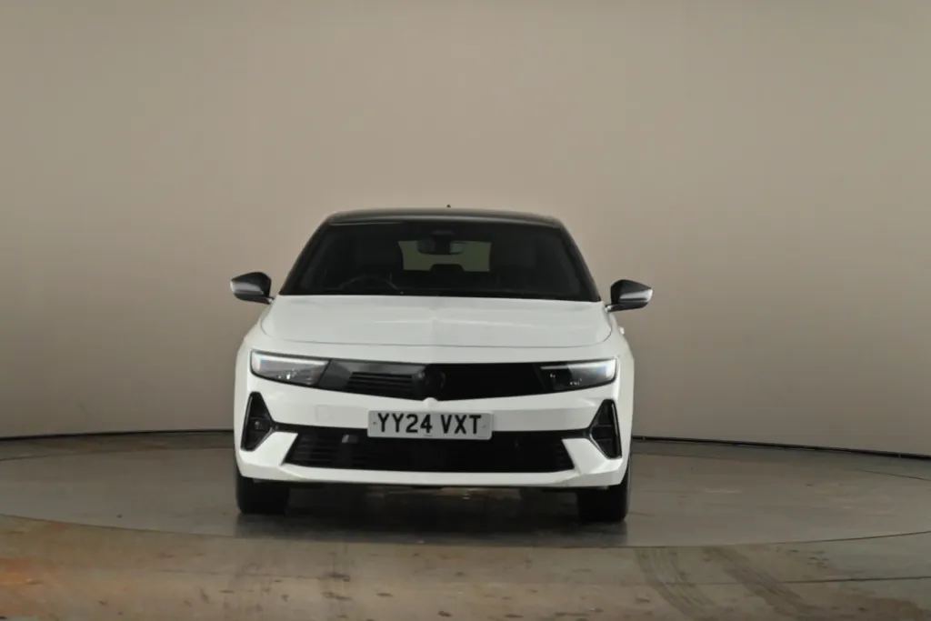 Vauxhall Astra Image 2