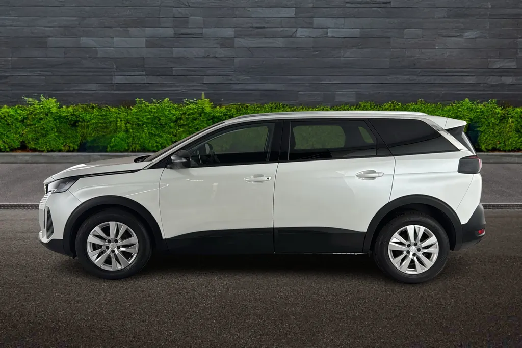Peugeot 5008 Image 4