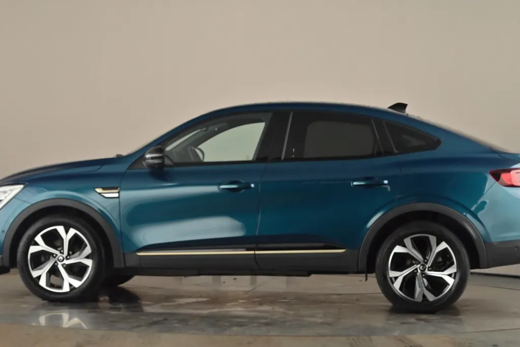 Renault Arkana Image 2