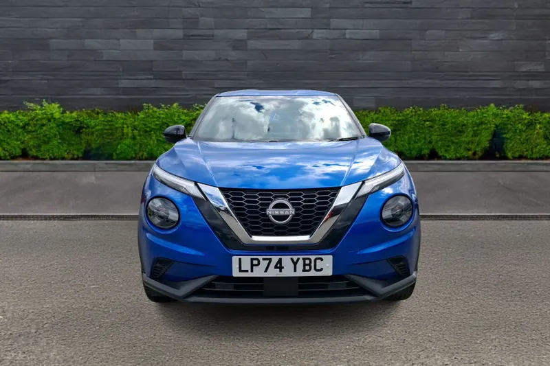 Nissan Juke Image 2