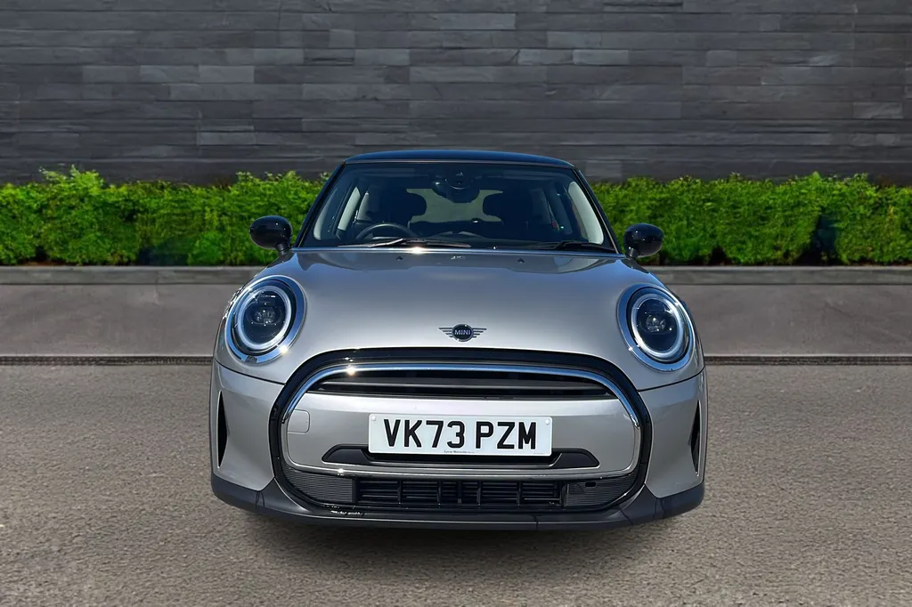Mini Cooper Image 2