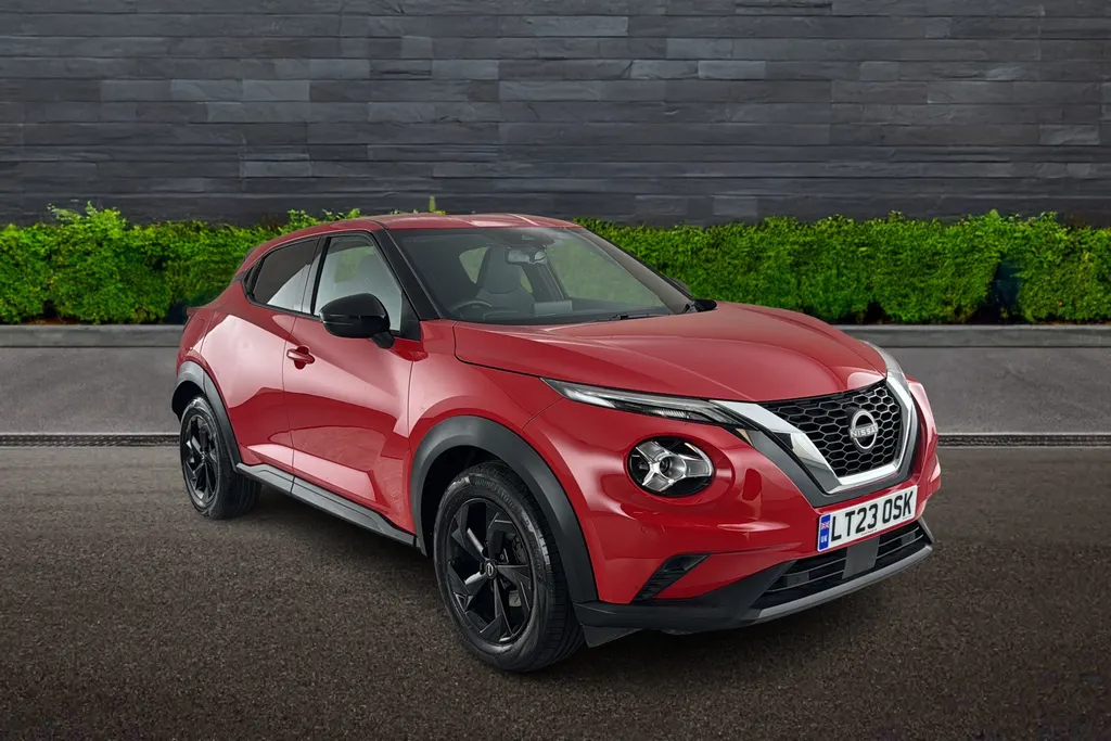 Nissan Juke Image 1