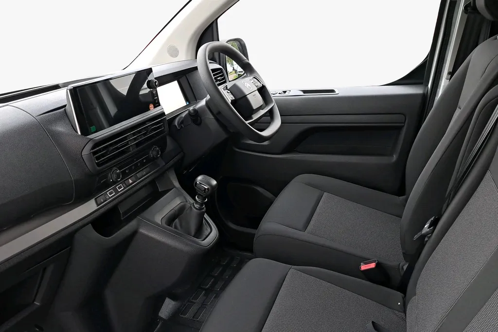 Citroen Dispatch Image 2