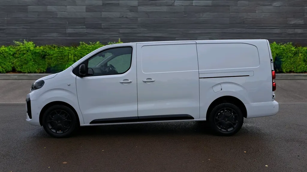 Citroen Dispatch Image 4