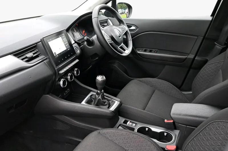 Renault Captur Image 2