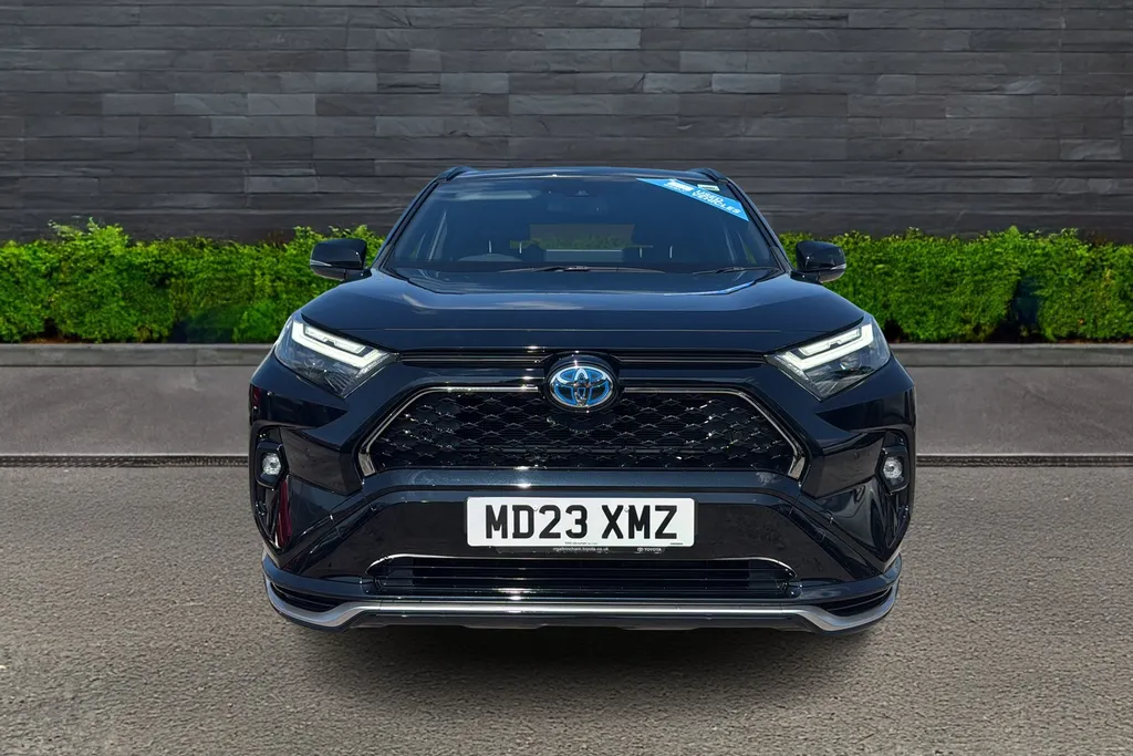 Toyota Rav4 Image 2