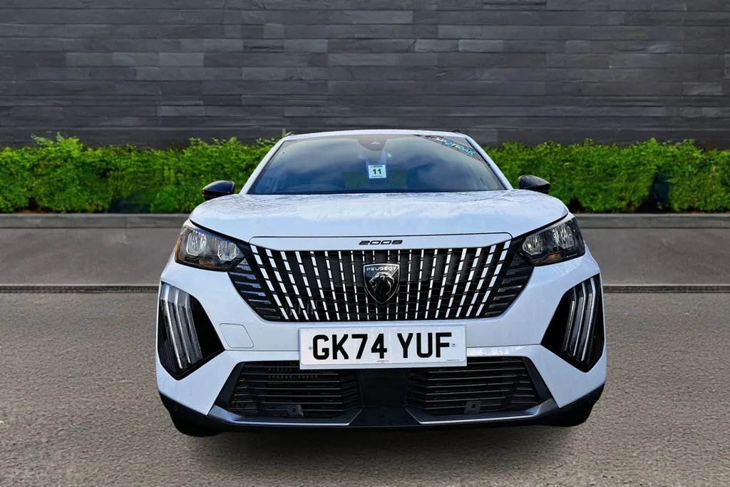Peugeot 2008 Image 2