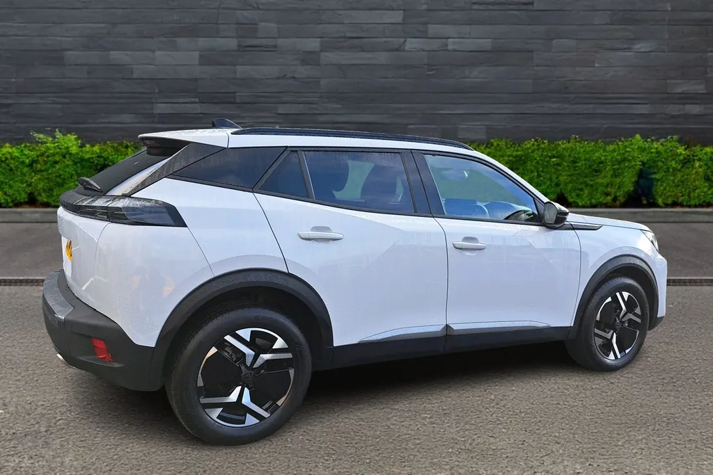 Peugeot 2008 Image 4