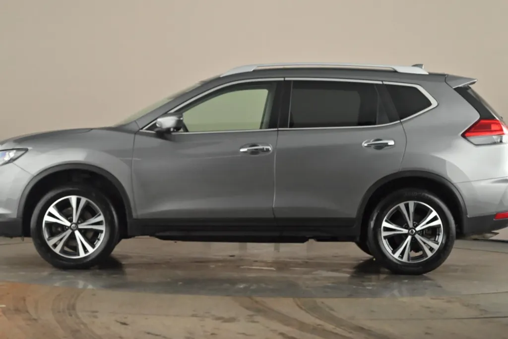Nissan X-Trail Image 2
