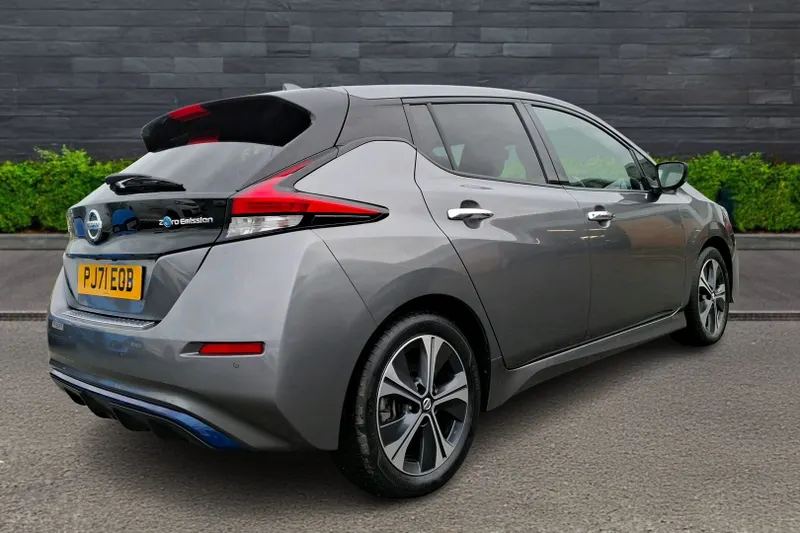 Nissan Leaf Image 4