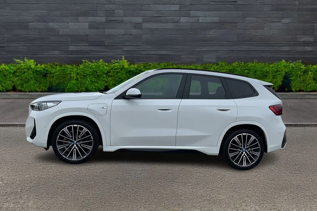Bmw X1 Image 4