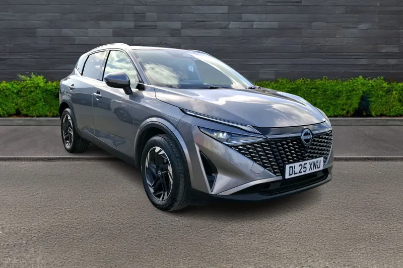 Nissan Qashqai Image 1