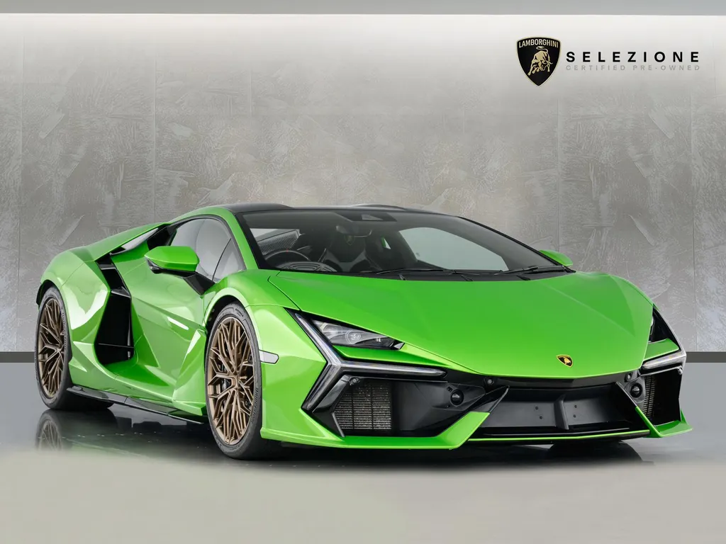 2024 Lamborghini Revuelto V12 Hy...
