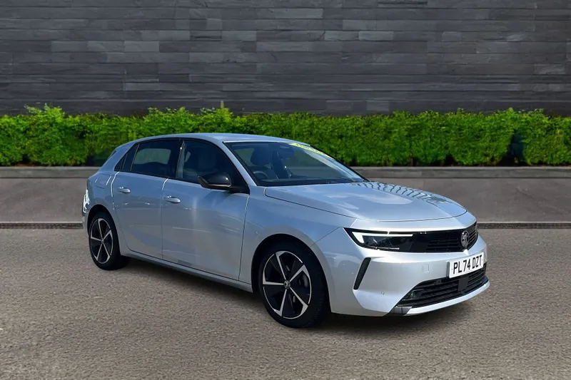 Vauxhall Astra Image 1