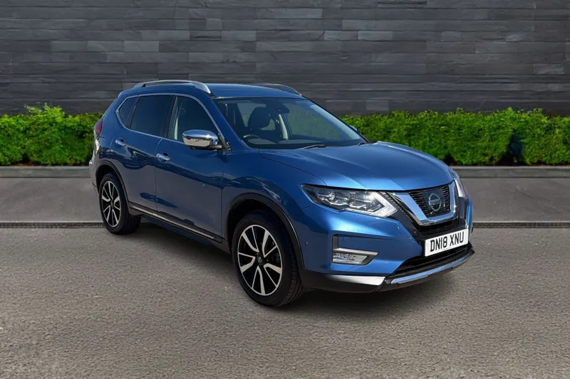 Nissan X-Trail Image 1