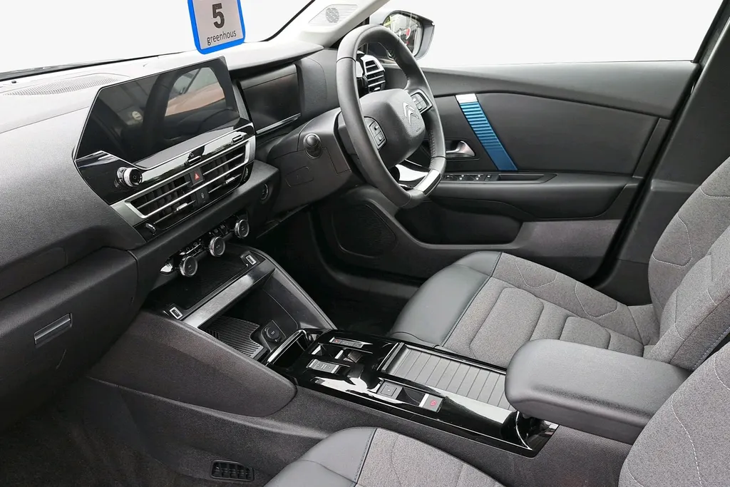 Citroen C4 Image 2