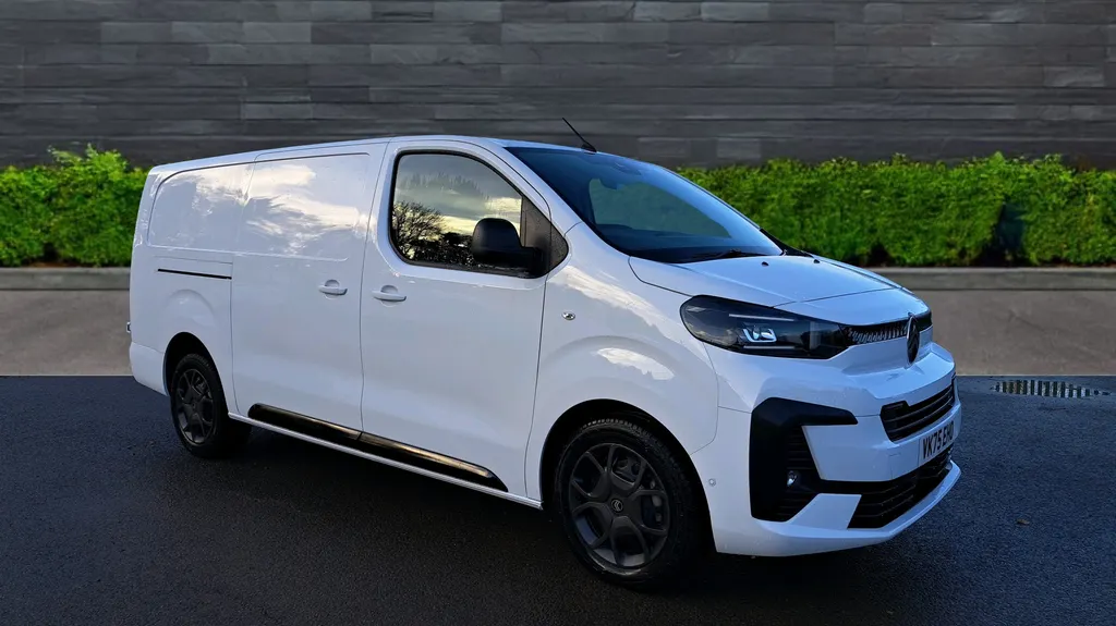 Citroen Dispatch Image 1
