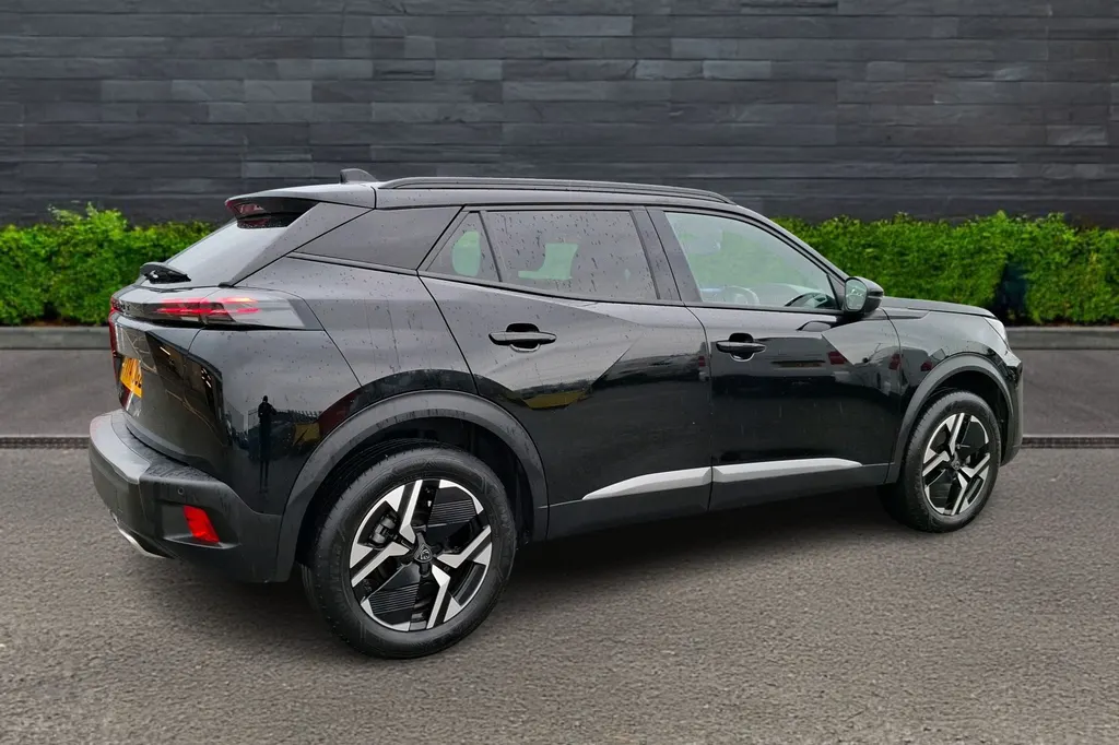 Peugeot 2008 Image 4