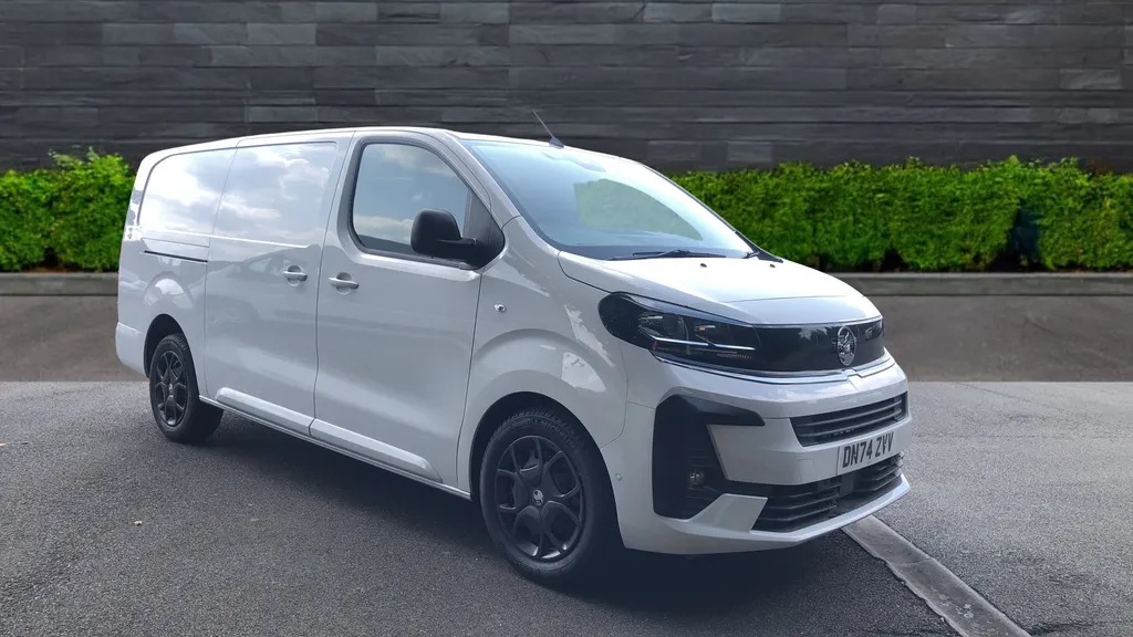 Vauxhall Vivaro Image