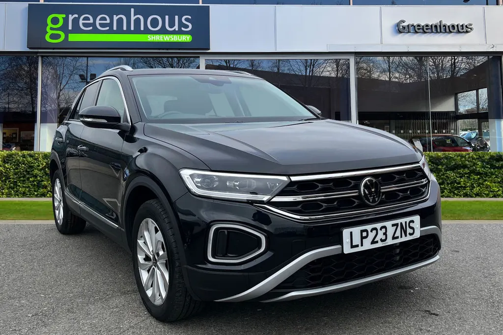 Volkswagen T-Roc Image