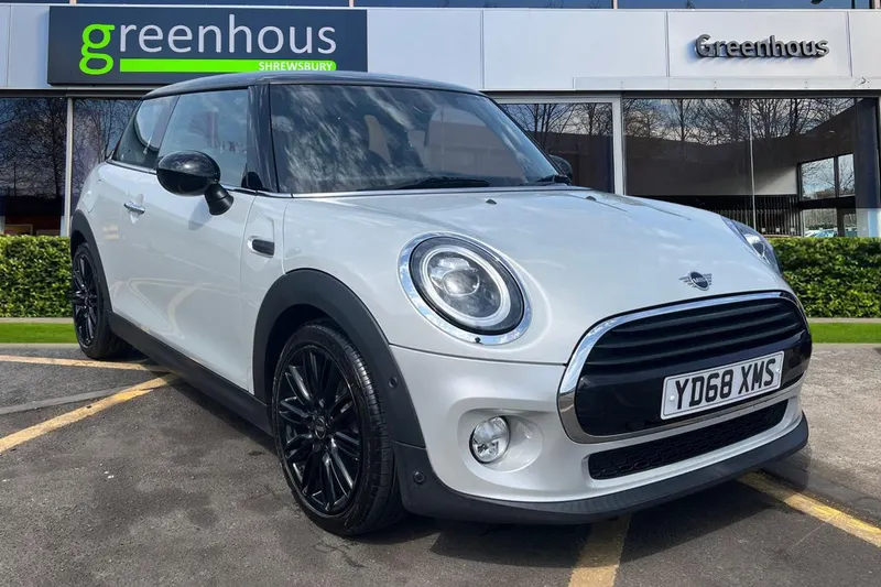 Mini Hatchback Image