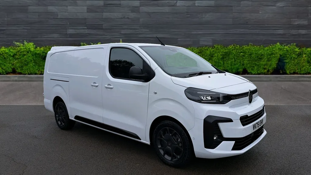 Citroen Dispatch Image 1