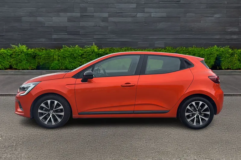 Renault Clio Image 4
