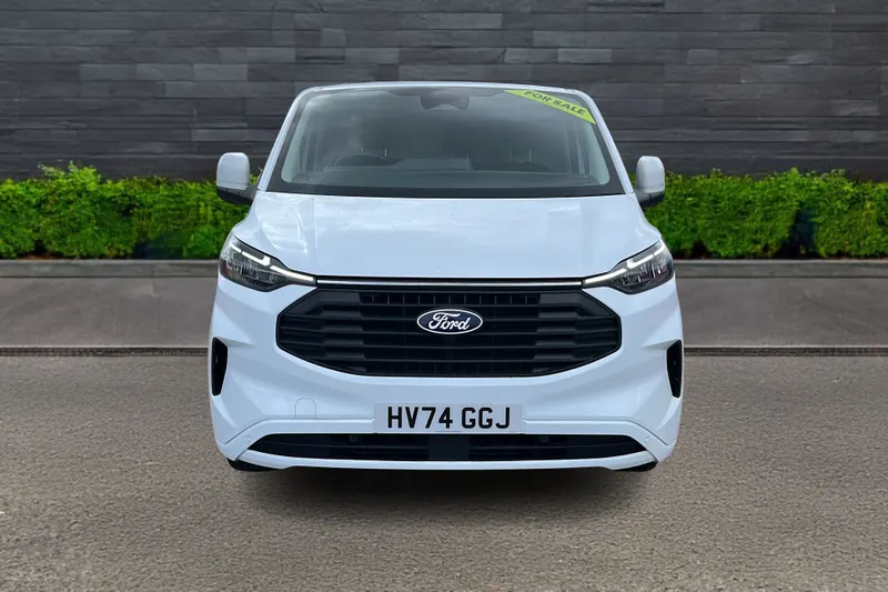 Ford Transit Custom Image 2