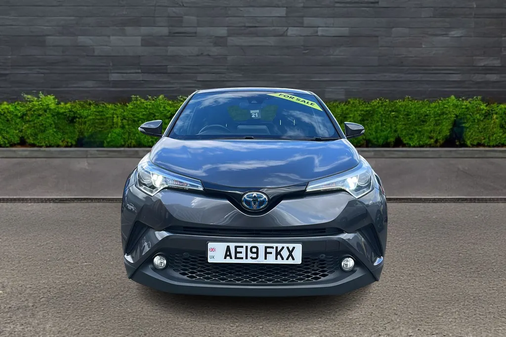 Toyota C-Hr Image 2