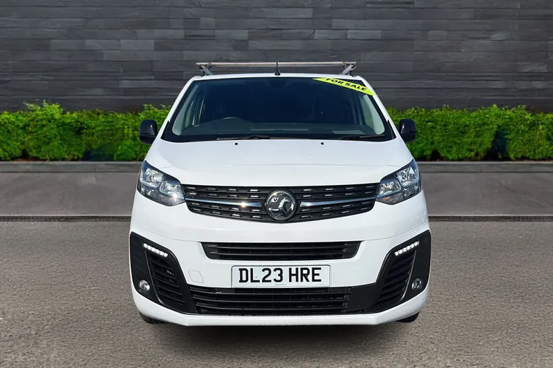 Vauxhall Vivaro Image 2