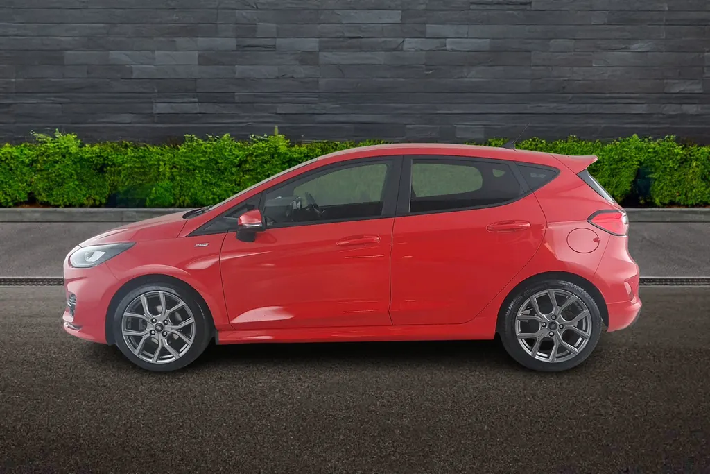 Ford Fiesta Image 4