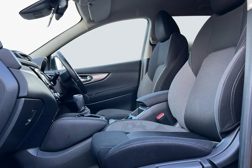 Nissan Qashqai Image 2