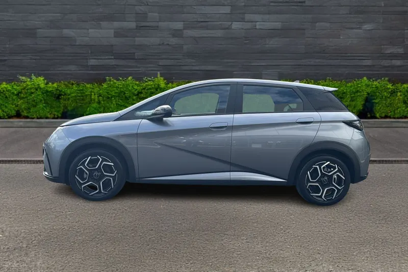 Byd Dolphin Image 4