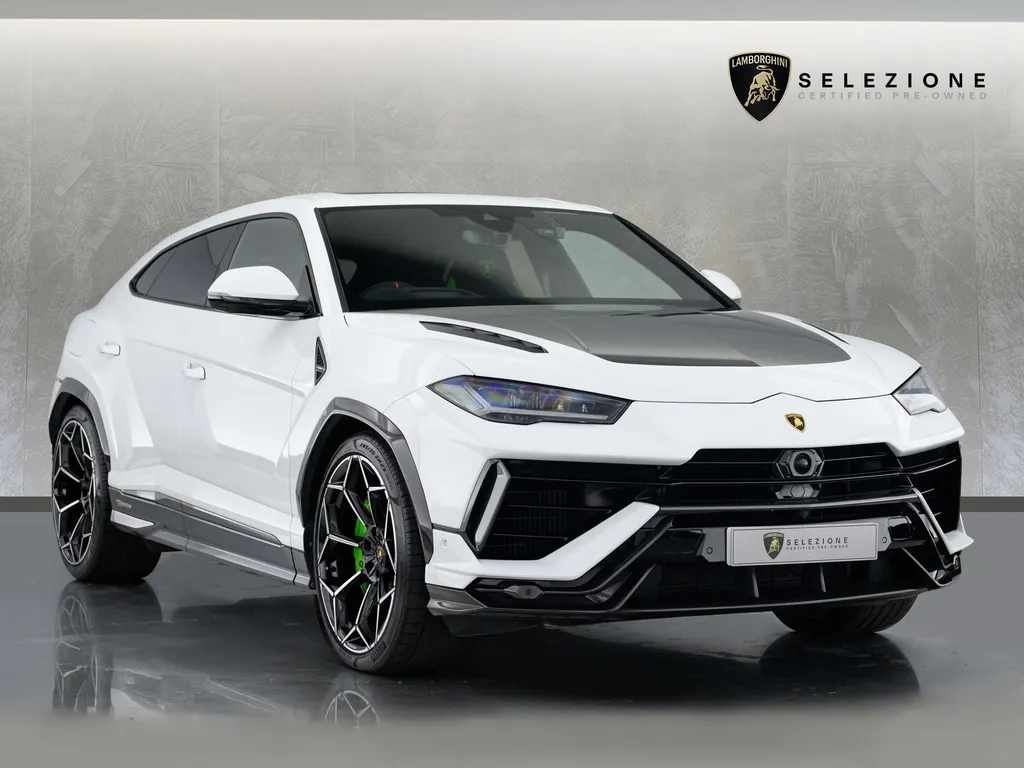 2024 Lamborghini Urus Performan...