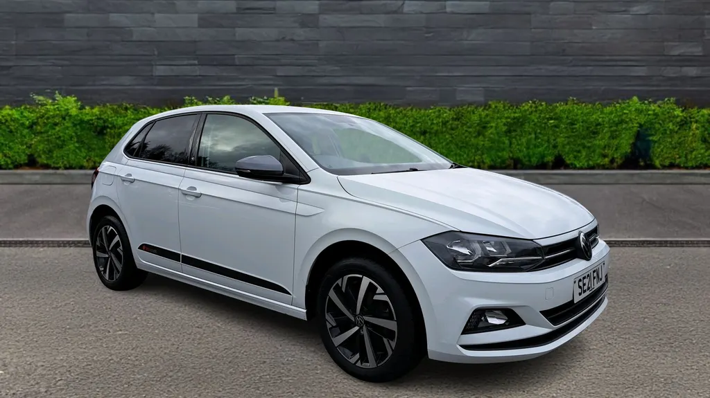 Volkswagen Polo Image 1