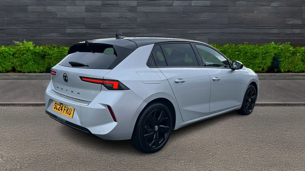 Vauxhall Astra Image 3