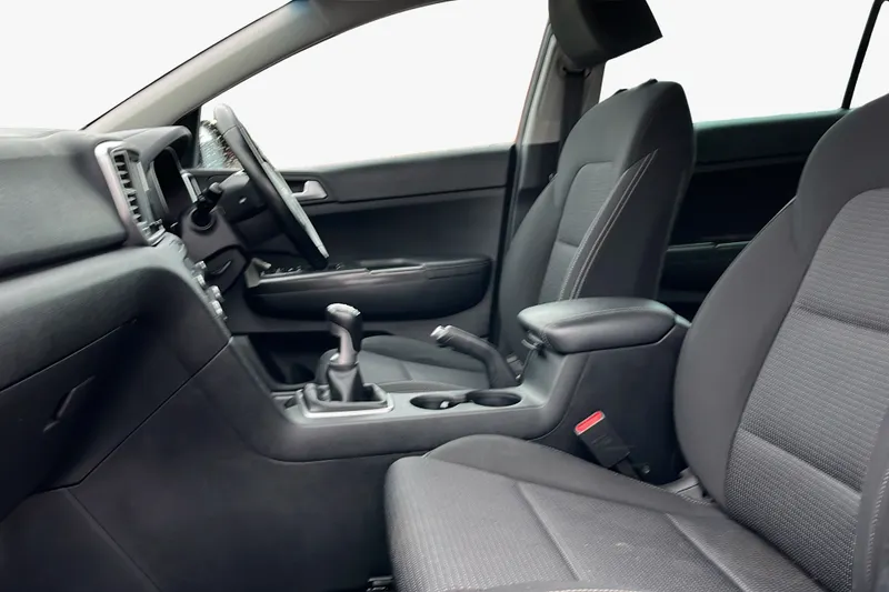 Kia Sportage Image 2