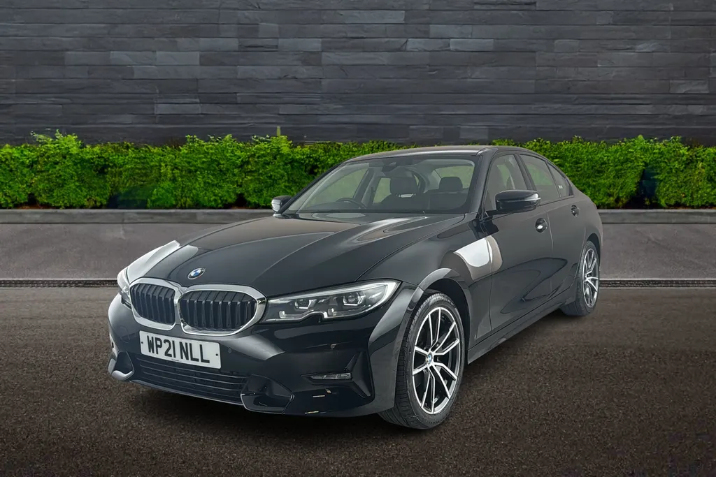 Bmw 3 Series Image 3