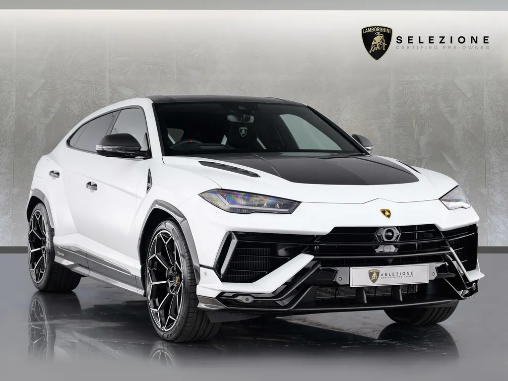 2025 Lamborghini Urus Performan...