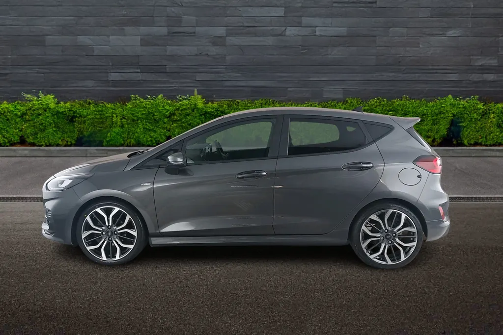 Ford Fiesta Image 4
