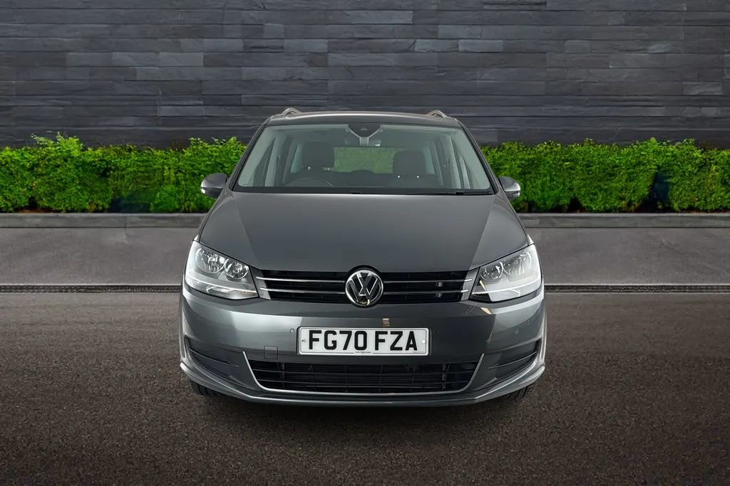 Volkswagen Sharan Image 2