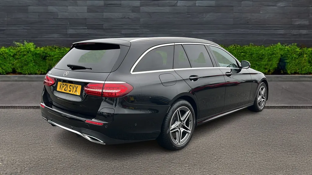 Mercedes-Benz E Class Image 3