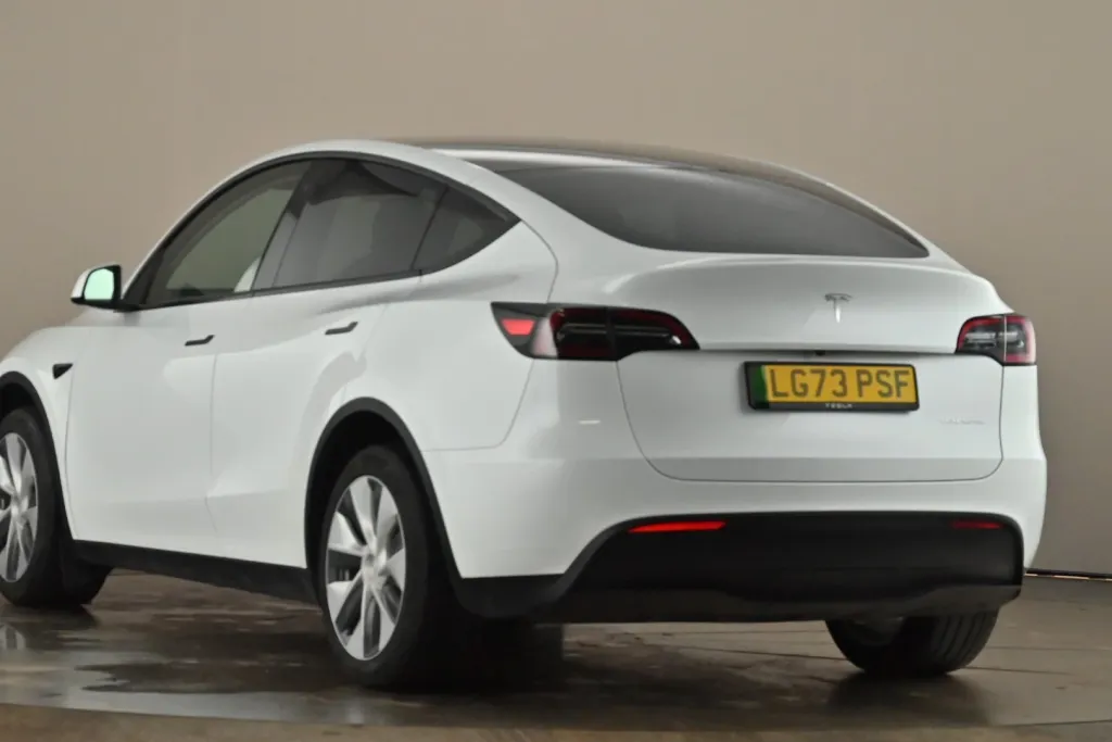 Tesla Model Y Image 3