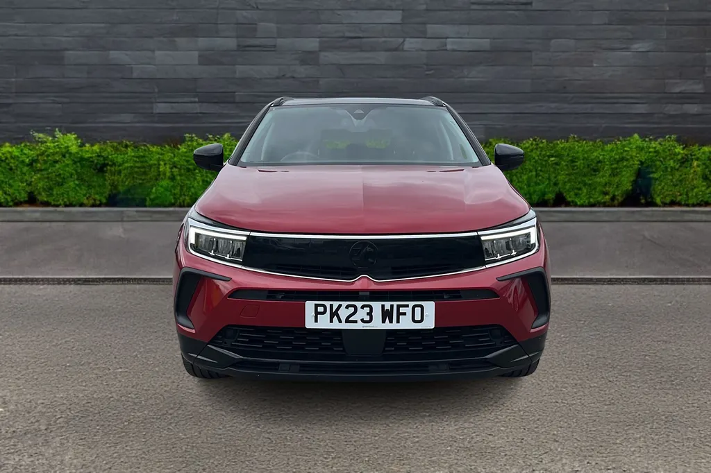 Vauxhall Grandland Image 2