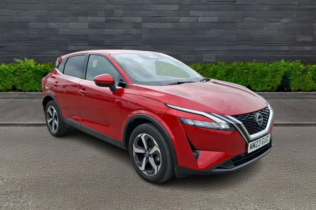 Nissan Qashqai Image 1