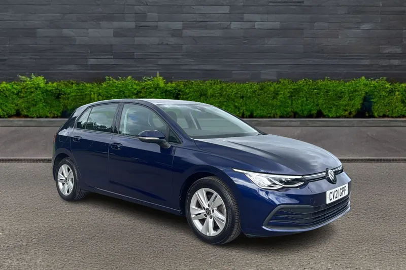 Volkswagen Golf Image 1