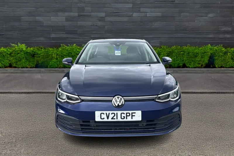 Volkswagen Golf Image 2